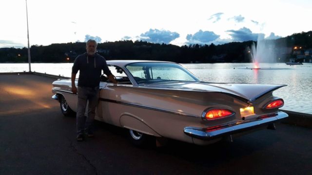 1959 Ivory Chevrolet BelAir Coupe