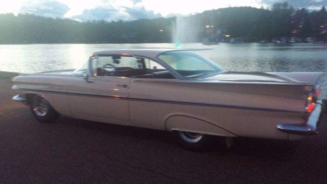 1959 Ivory Chevrolet BelAir Coupe