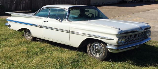 1959 White Chevrolet Impala 2 Door