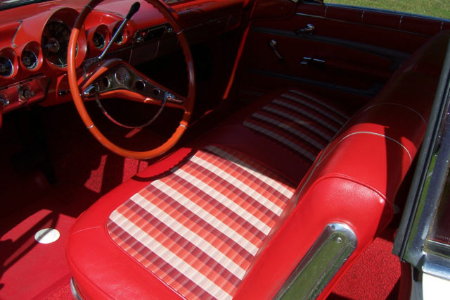 1959 White Chevrolet Impala Coupe