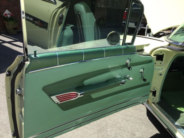 1959 Classic Cream/Snowcrest White Chevrolet Impala Coupe