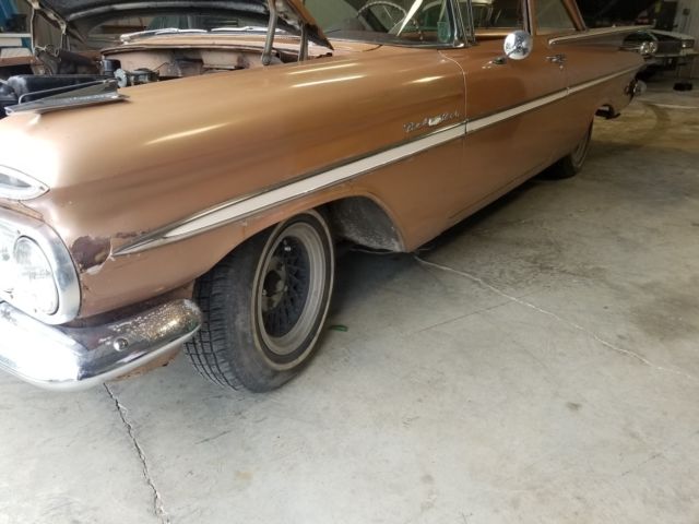 1959 Brown Chevrolet Bel Air/150/210 Two door sedan
