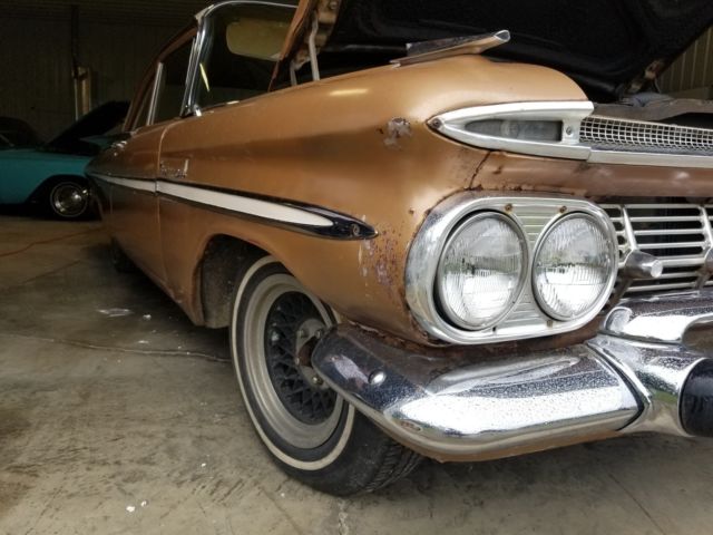 1959 Brown Chevrolet Bel Air/150/210 Two door sedan