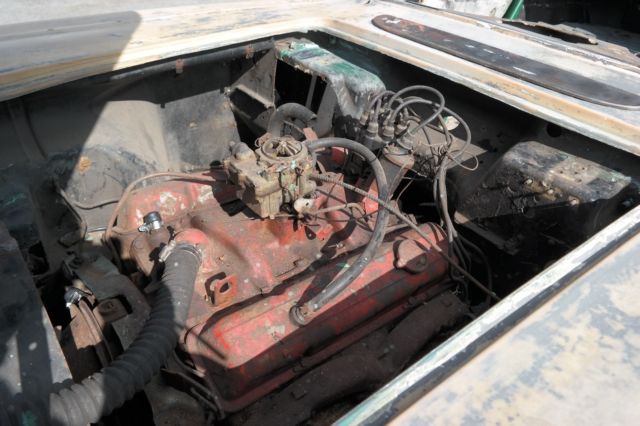 1959 White Chevrolet Corvette Convertible