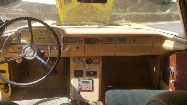 1959 Yellow Ford Fairlane Wagon