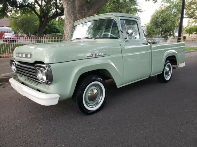 1959 Green Ford F-100 Pickup
