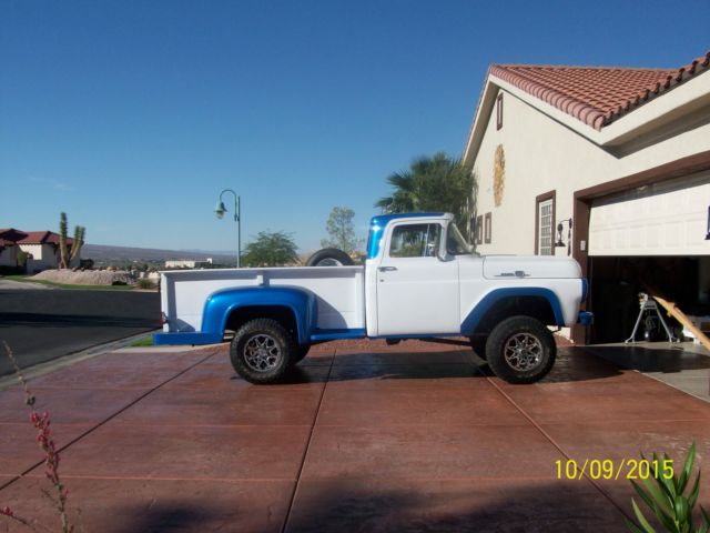 1959 BLUE & WHITE Ford F-100 Standard Cab Pickup