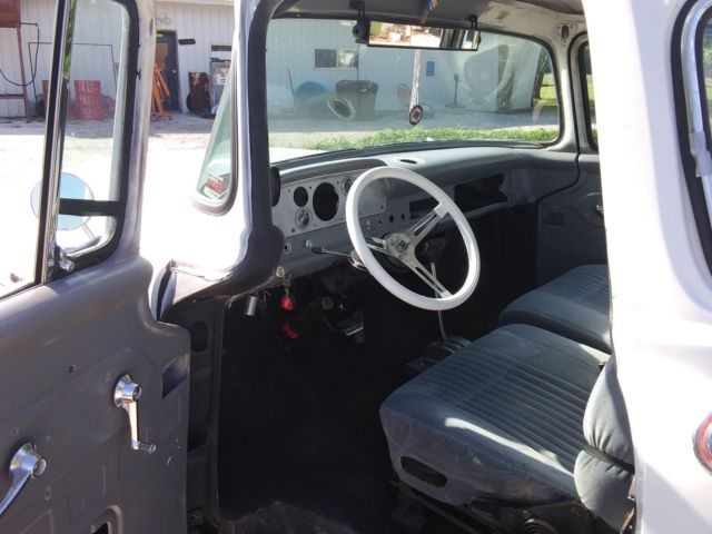 1959 White Ford F-100 Standard Cab Pickup