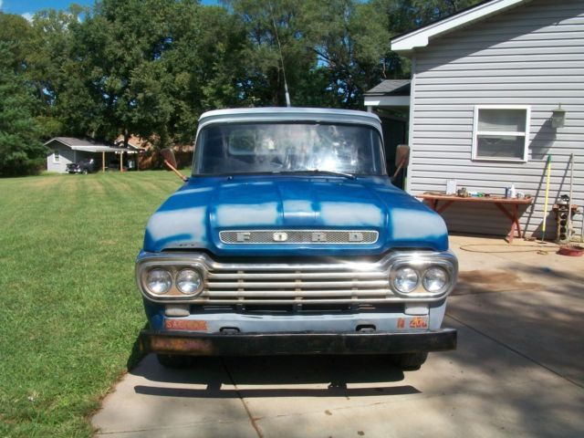 1959 White/Blue & gray primmer Ford F-100 Extended Crew Cab Pickup