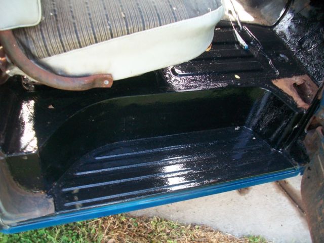 1959 White/Blue & gray primmer Ford F-100 Extended Crew Cab Pickup