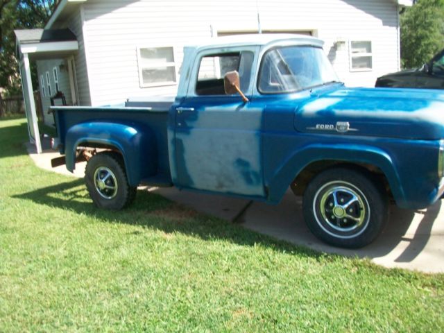 1959 White/Blue & gray primmer Ford F-100 Extended Crew Cab Pickup