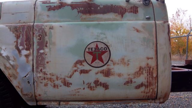 1959 White Ford F-600 Cab & Chassis