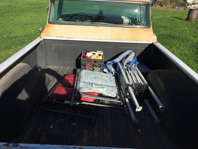 1959 White Ford F-100 Standard Cab Pickup
