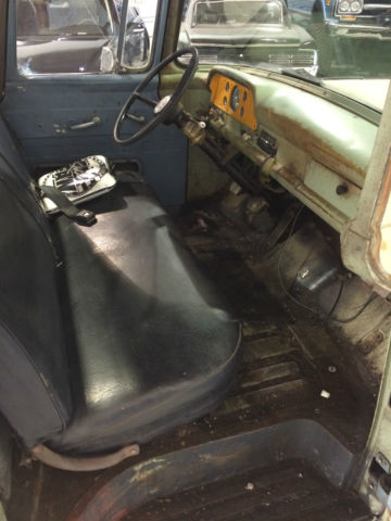 1959 Green Ford F-100 Standard Cab Pickup