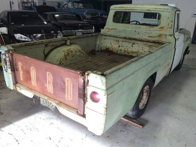 1959 Green Ford F-100 Standard Cab Pickup