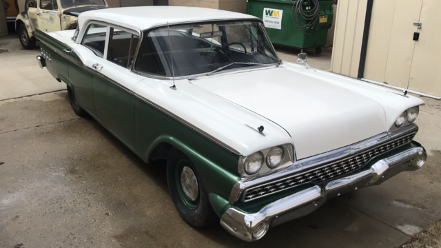 1959 Green Ford Fairlane