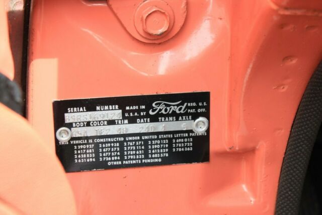 1959 Pink/White Ford Fairlane