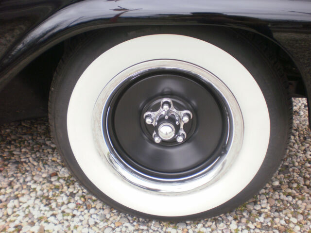 1959 Black / White Ford Galaxie 2dr / Ht