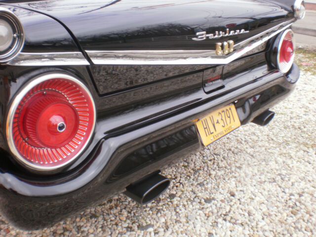 1959 Black / White Ford Galaxie 2dr / Ht