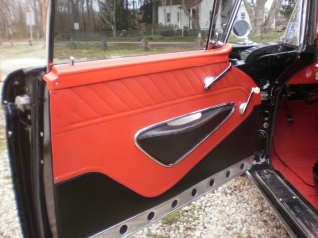 1959 Black / White Ford Galaxie 2dr / Ht