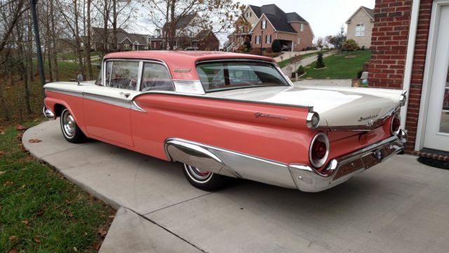 1959 PEACH/CREAM Ford Galaxie Coupe