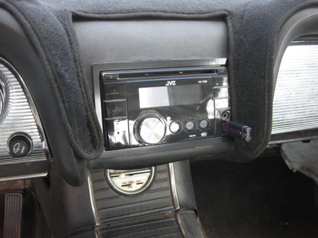 1959 White Ford Thunderbird Coupe