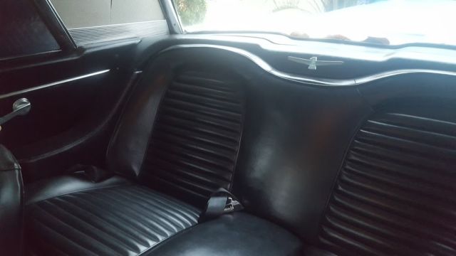 1959 White Ford Thunderbird Coupe