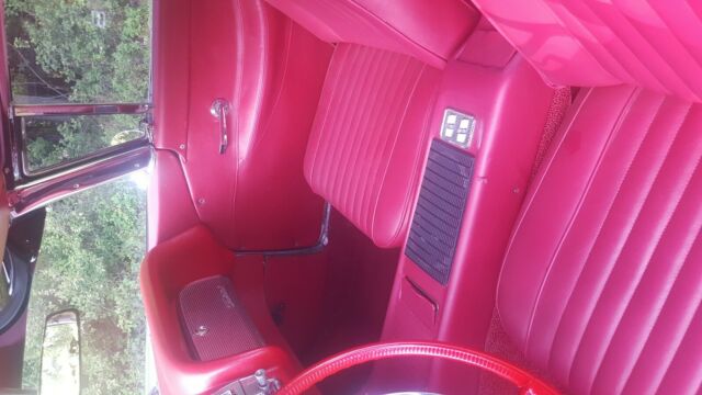 1959 Silver Ford Thunderbird 2dr