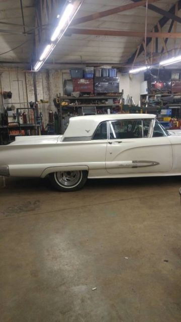 1959 Gold Ford Thunderbird Coupe