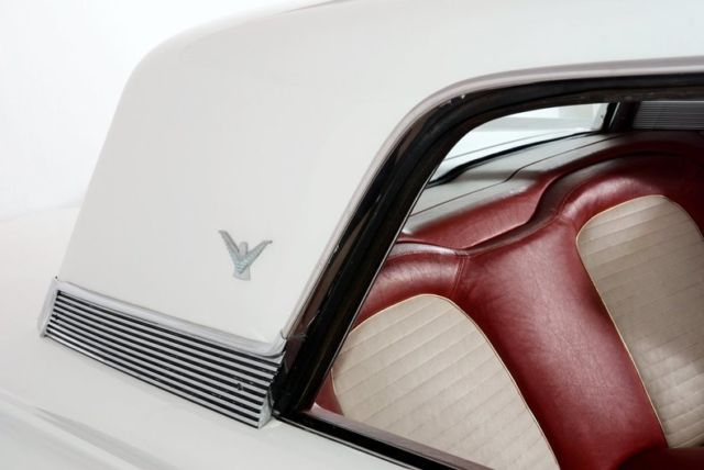 1959 White Ford Thunderbird Coupe