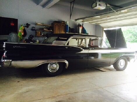 1959 Ford Fairlane Sedan
