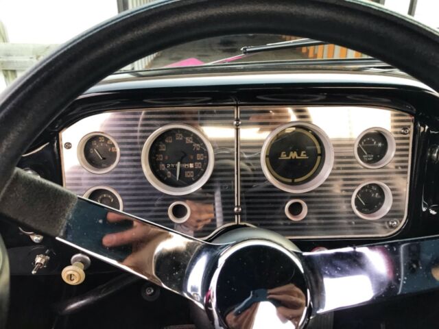 1959 Purple GMC 100 (Apache) Pickup