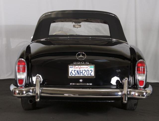 1959 Black Mercedes-Benz 220 --