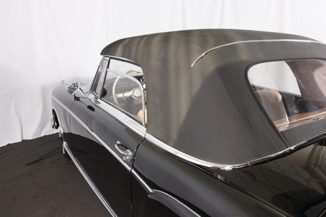 1959 Black Mercedes-Benz 220 --