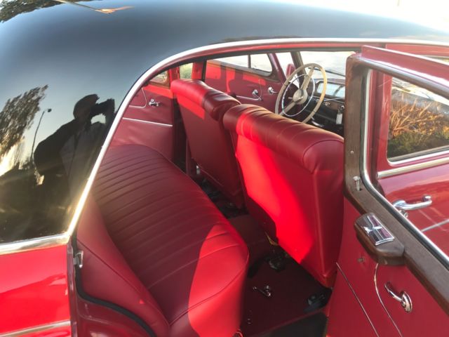 1959 Red/ Black Mercedes-Benz 200-Series Sedan