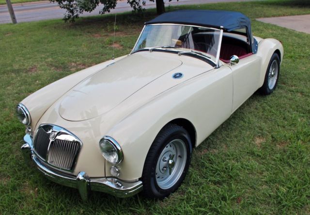 1959 White MG MGA Convertible