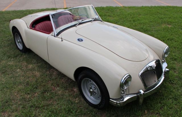 1959 White MG MGA Convertible