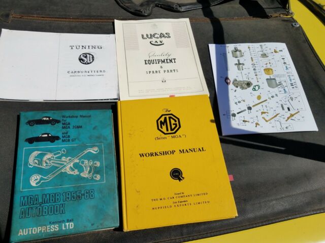 1959 Yellow MG MGA Convertible