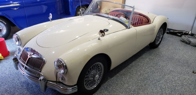 1959 White MG MGA Convertible