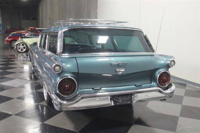 1959 Blue Ford Country Squire