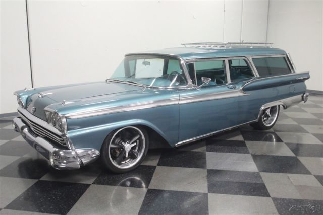 1959 Blue Ford Country Squire