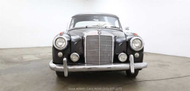 1959 Black Mercedes-Benz 220SE