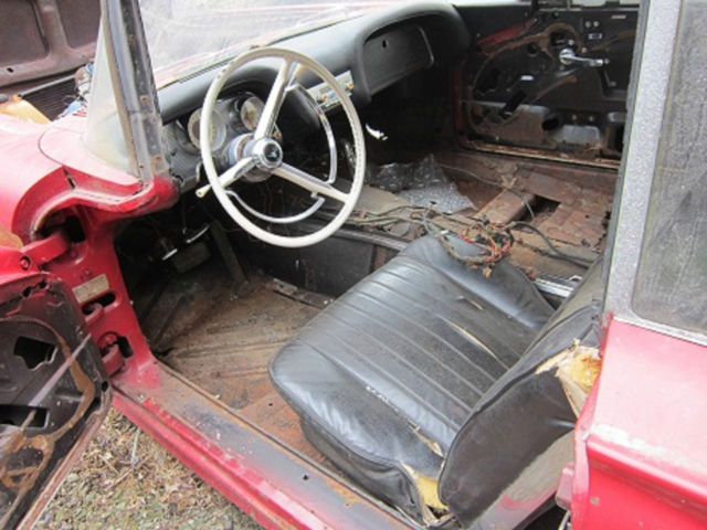 1959 Red /White Ford Thunderbird Coupe