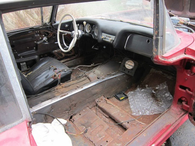 1959 Red /White Ford Thunderbird Coupe