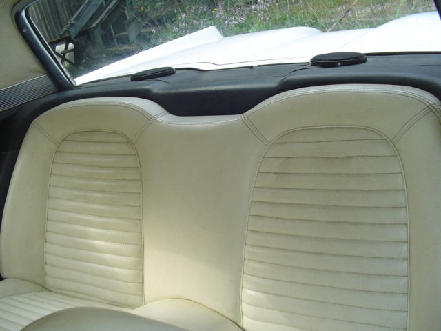 1959 White Ford Thunderbird Coupe