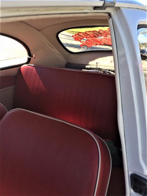 1959 White Volkswagen Beetle - Classic