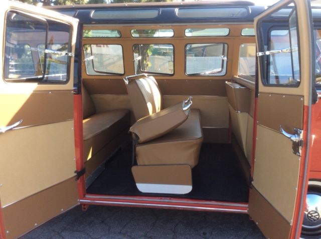 1960 Red Volkswagen Bus/Vanagon Deluxe