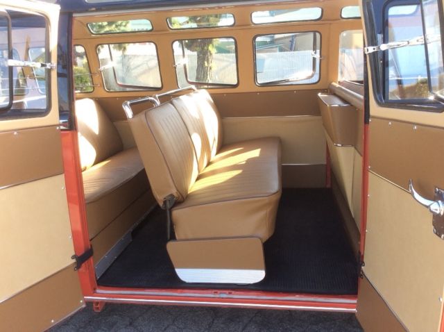 1960 Red Volkswagen Bus/Vanagon Deluxe