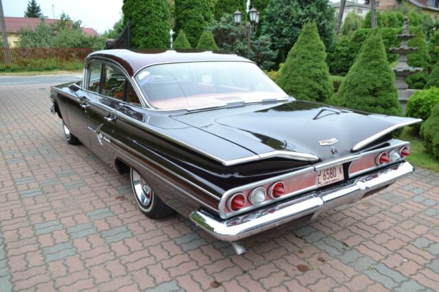 1960 BROWN Chevrolet Impala Sedan