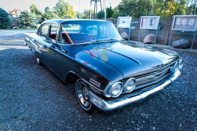 1960 BROWN Chevrolet Impala Sedan
